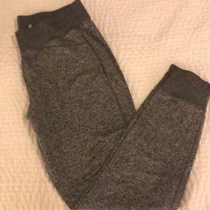 Zella Joggers size large.